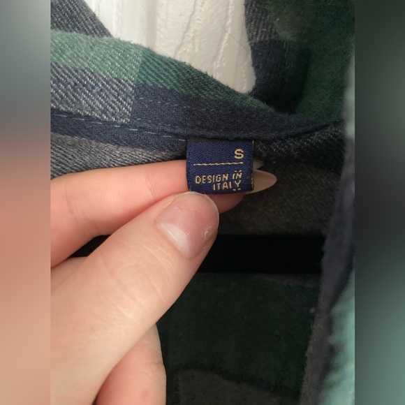 Green button up flannel - Picture 4 of 4